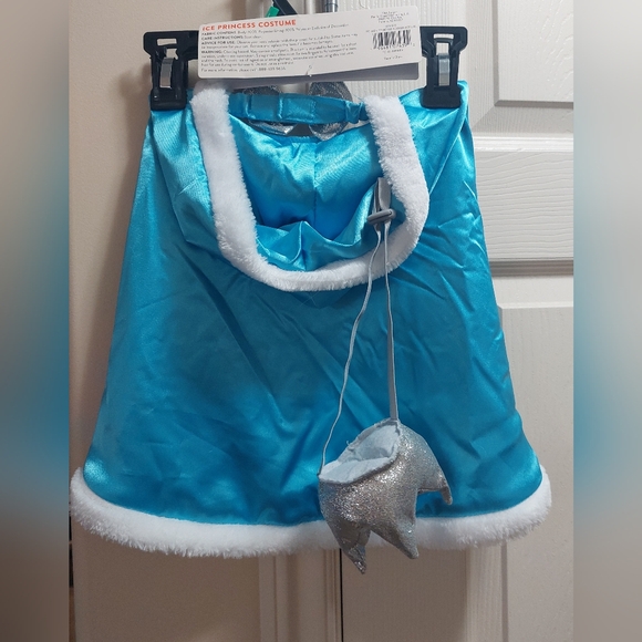 Dog Ice Princess Costume - Picture 3 of 8